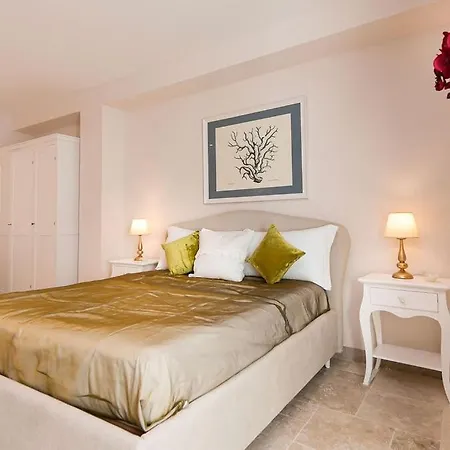 Marina Homes By Ortigia Сиракузы